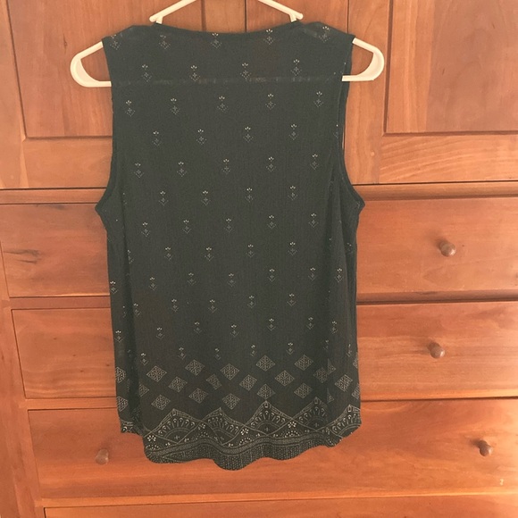 Lucky Brand Black Tank Top with white design - Picture 4 of 11
